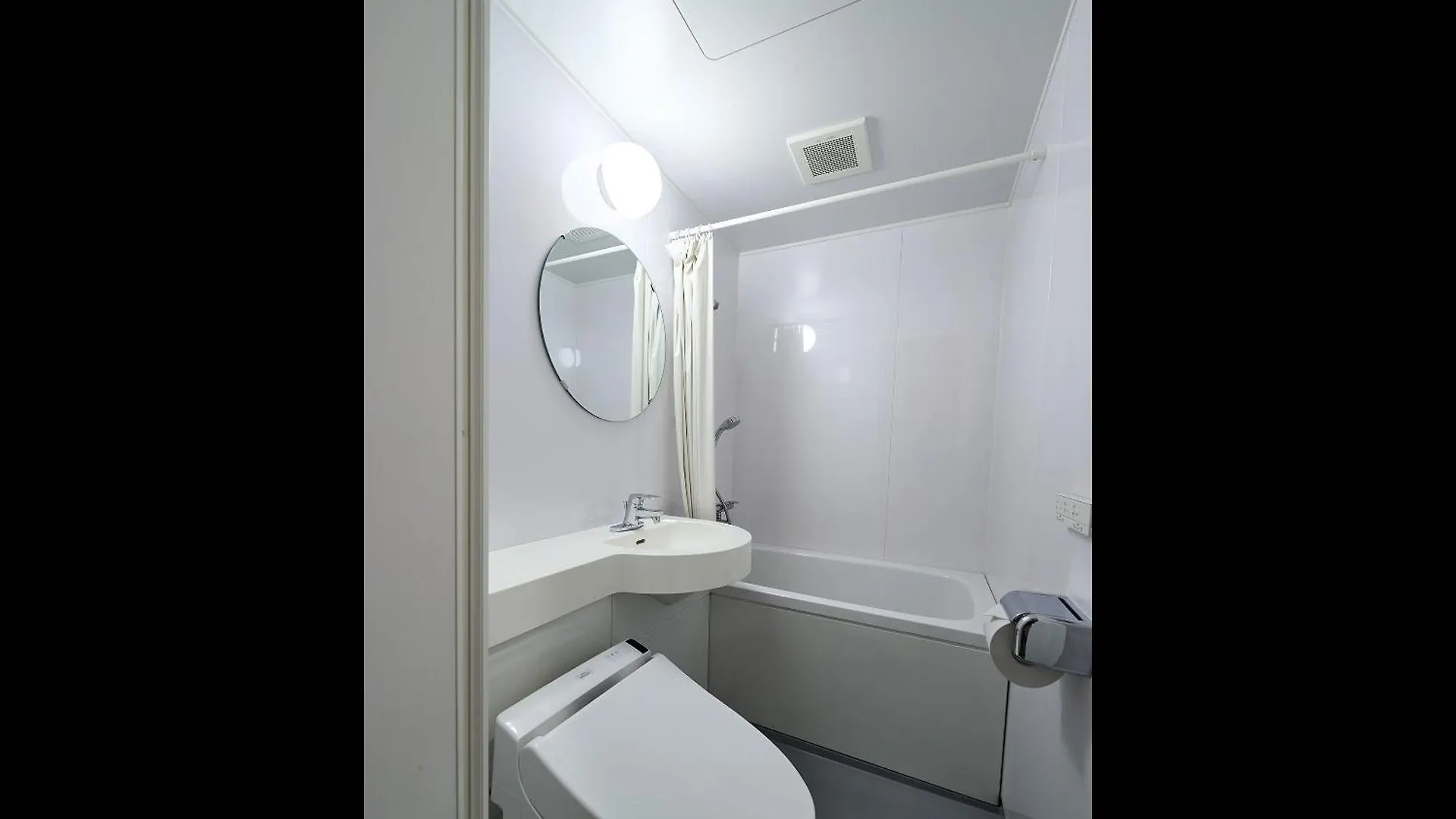 Hotel Plus Hostel Tokyo Asakusa 2